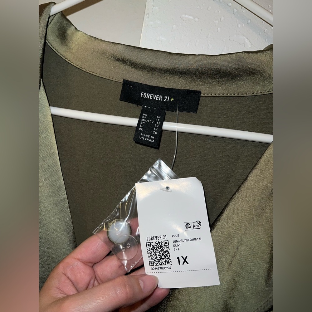 Forever21 Olive Jumpsuit - Picture 8 of 16